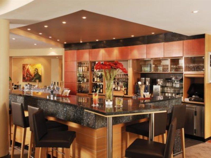 Nh Muenchen Messe Hotel Restaurante foto